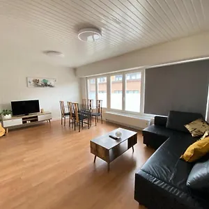 Big Sunset 2 Bedroom House With A Garden Amberes