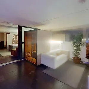 And Cosy Place With Jacuzzi And Sauna To Relax In The Centre Of Appartement