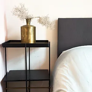  Apartment San Home's